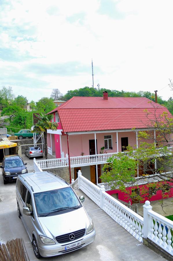 Sofia Guest House Kutaisi Esterno foto