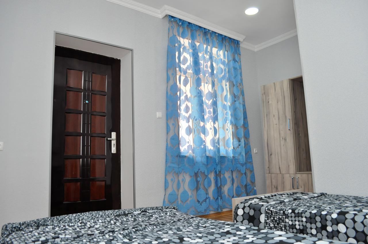 Sofia Guest House Kutaisi Esterno foto