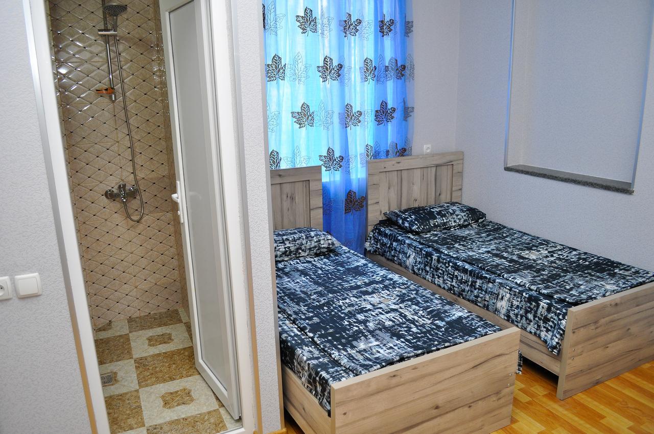 Sofia Guest House Kutaisi Esterno foto
