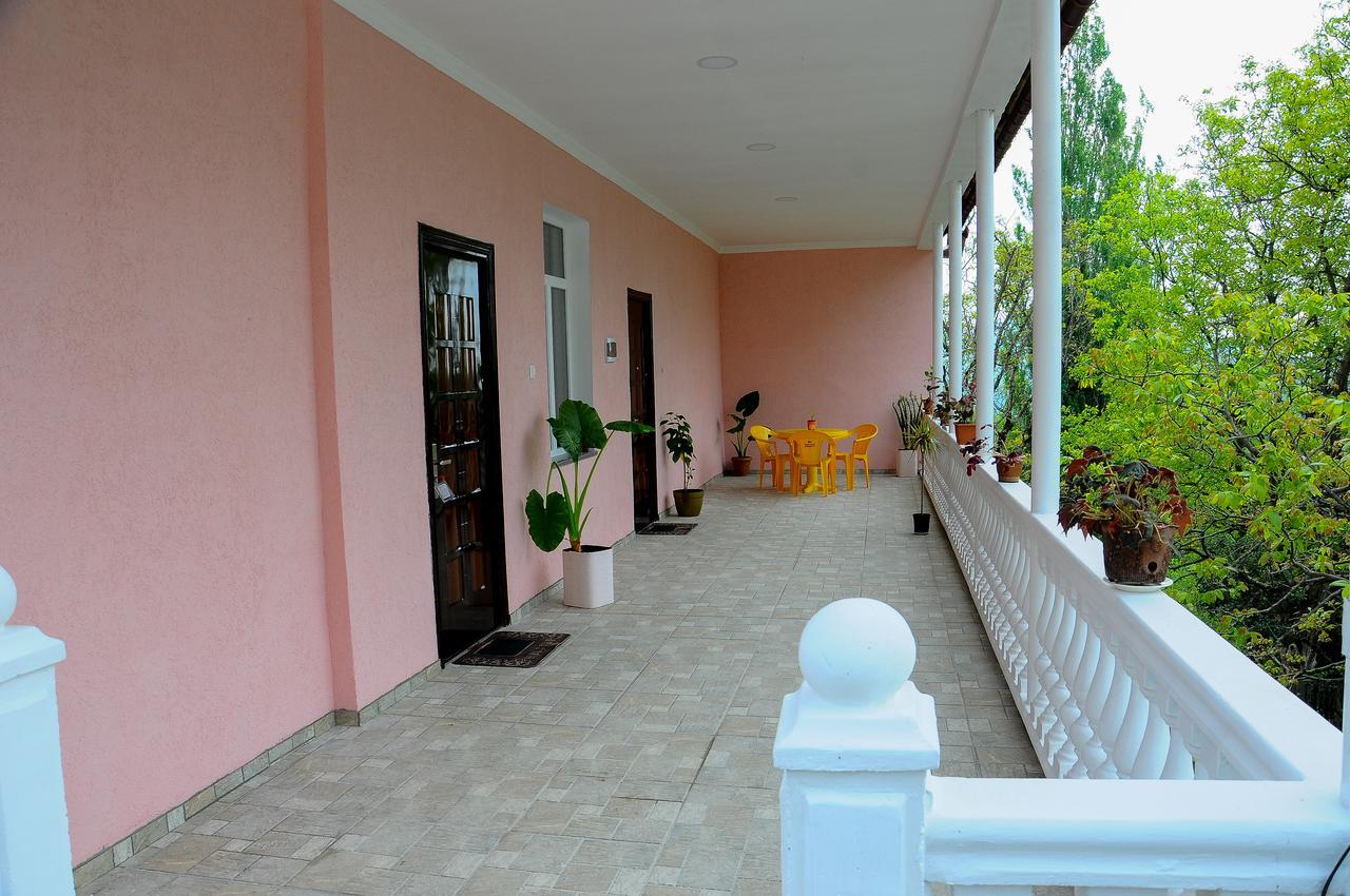 Sofia Guest House Kutaisi Esterno foto